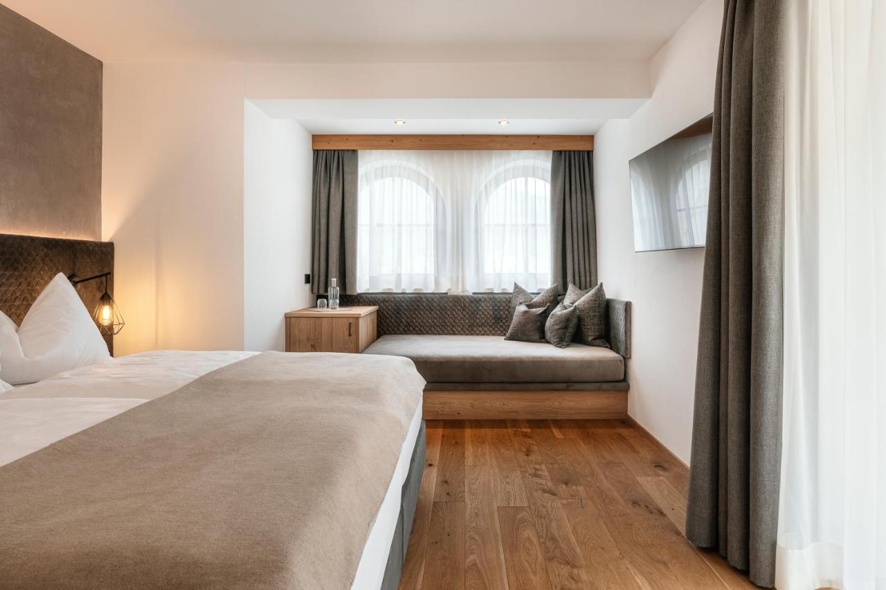 Hotel Niblea Dolomites Ortisei Exterior photo